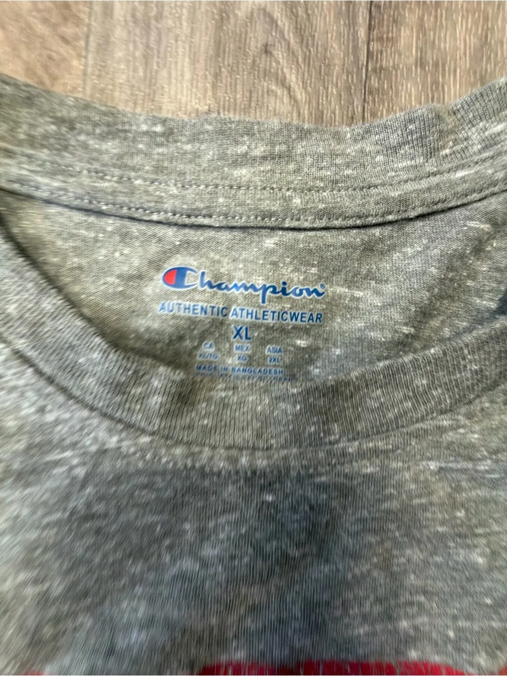 Champion Heather Gray Tee with Red and White 'Cream and Crimson' Print XL - Picture 5 of 7